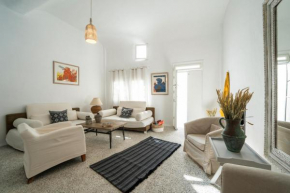 Astra House by Mykonos Mood